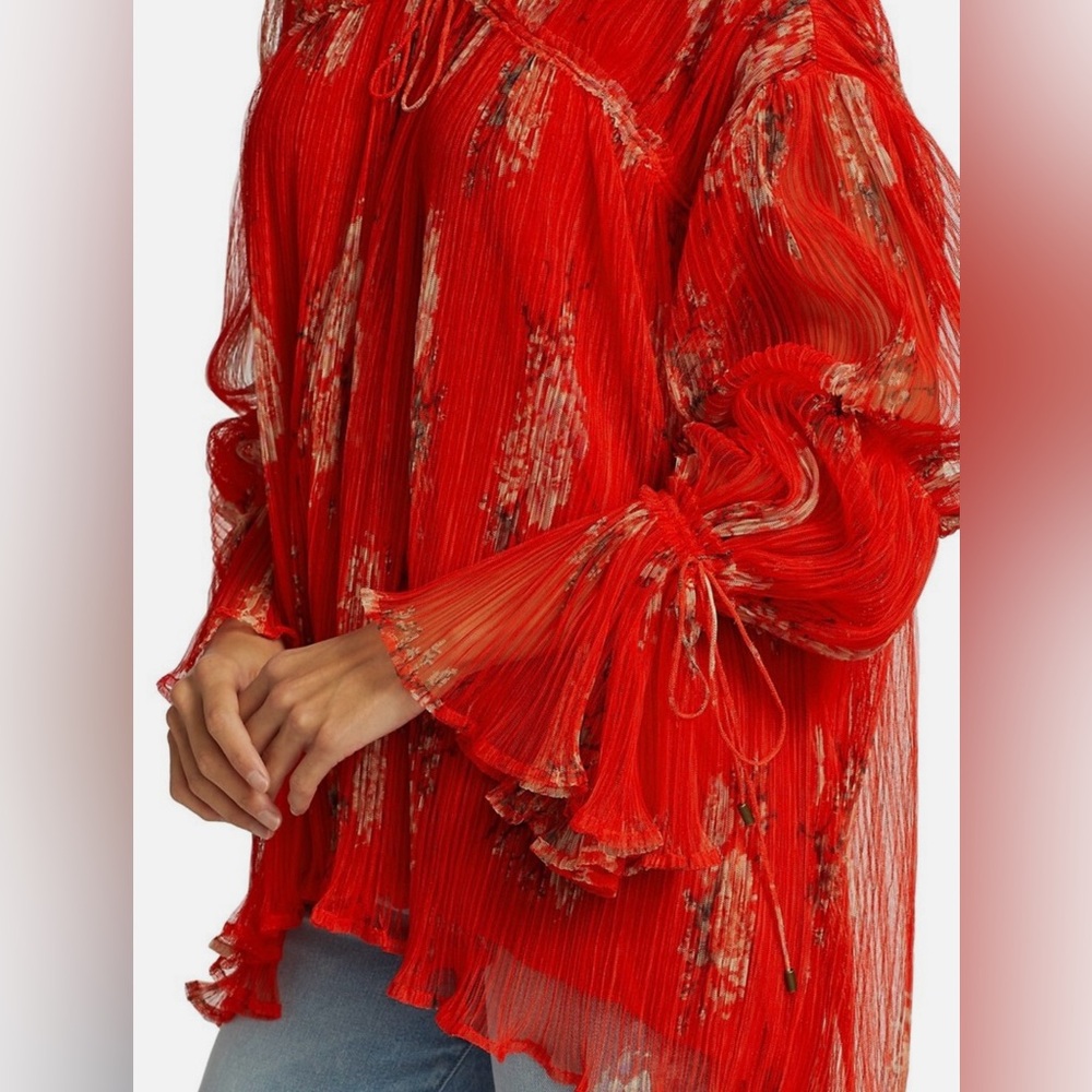 Free People Red Floral Pleated Boho Tunic Blouse Bell Sleeve Small - Picture 3 of 7